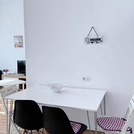 Vala Mar By Four C *