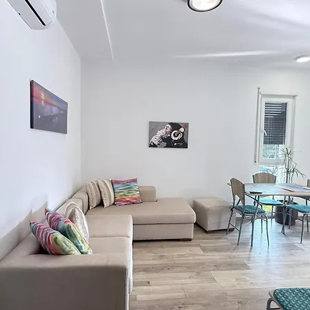 Apartmán Vala Mar By Four C *