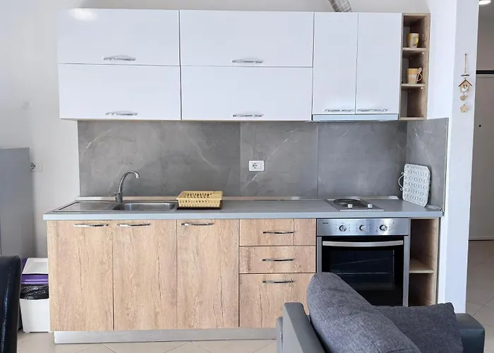 Vala Mar By Four C * Hamallaj