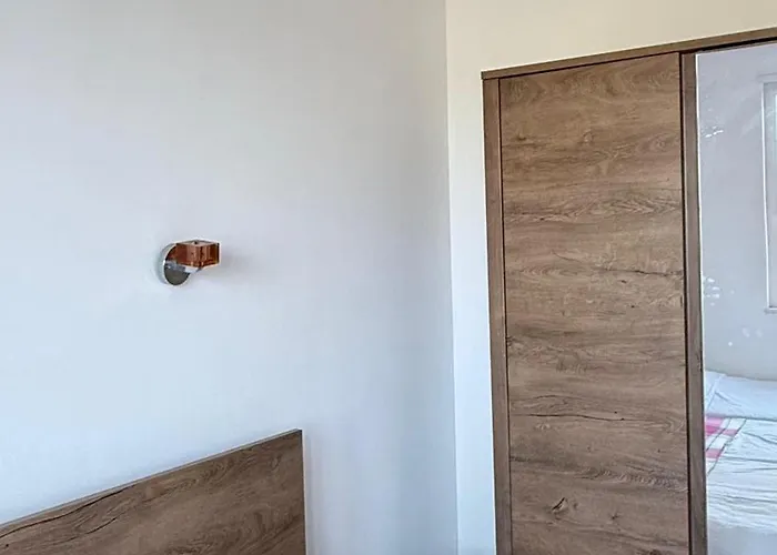 Vala Mar By Four C Hamallaj